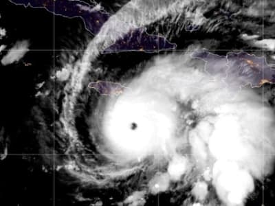 Model AI Terbaru dari DeepMind Prediksi Badai Hurricane Melissa dengan Akurat