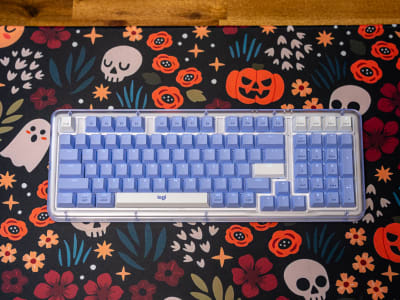 Logitech Luncurkan Alto Keys K98M, Keyboard Mekanikal Stylish dan Hot-Swappable