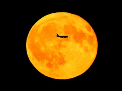 Supermoon Terang dan Besar 4 November 2025, Fenomena Langka di Langit Indonesia