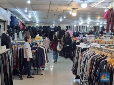 Kementerian UMKM Dukung Pelaku Usaha Beralih dari Pakaian Bekas Impor ke Produk Lokal