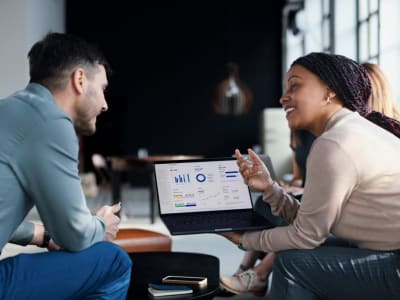 Rahasia Startup AI yang Berhasil Mencetak Pendapatan Jutaan Dolar