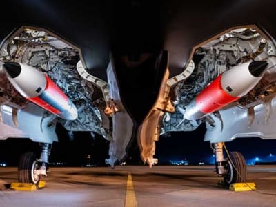 Keberhasilan Uji Penerbangan Bom Nuklir B61-12 Di Pesawat F-35 AS