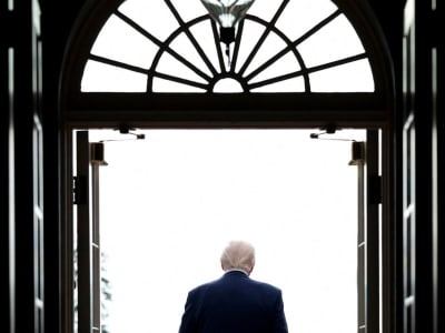 Trump Ingin Hapus Aturan AI Negara Bagian, Tekan Regulasi Demi Teknologi