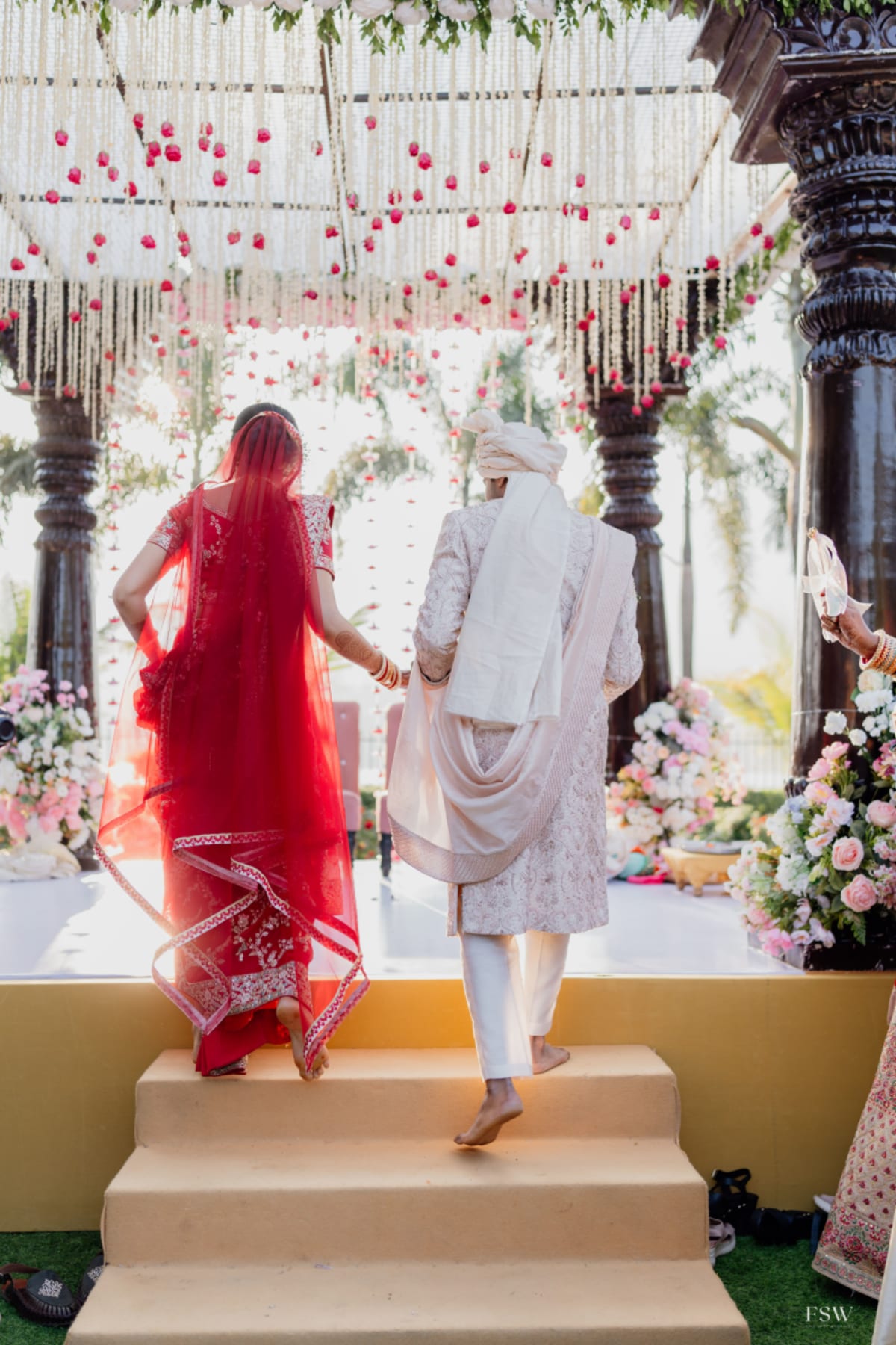 cinematic wedding reception frame in Goa, India by FineShot Weddings
