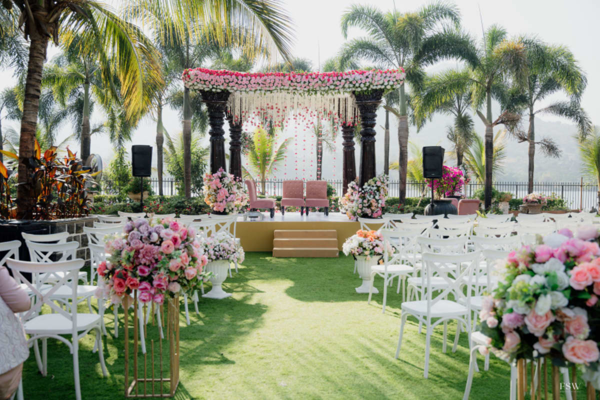 cinematic wedding reception frame in Goa, India by FineShot Weddings