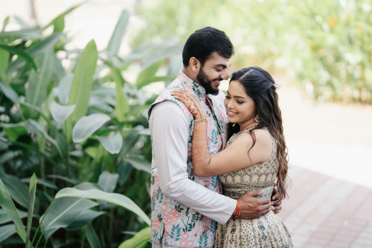 cinematic wedding reception frame in Goa, India by FineShot Weddings