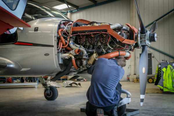 aircraft mechanic career