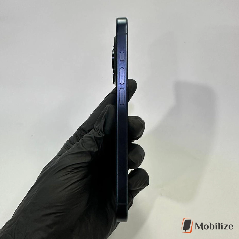 iPhone 15 Pro Blue Titanium