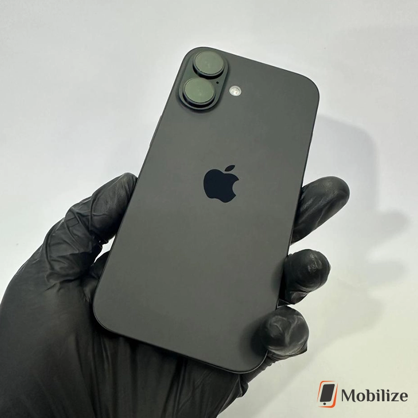 iPhone 16 White