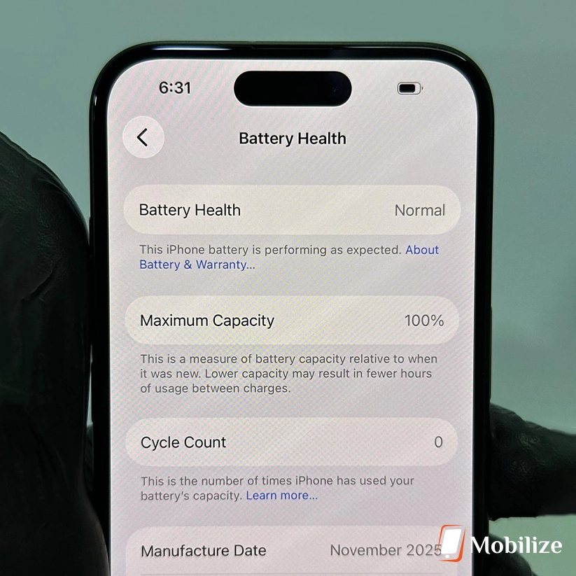 iPhone 16 Teal
