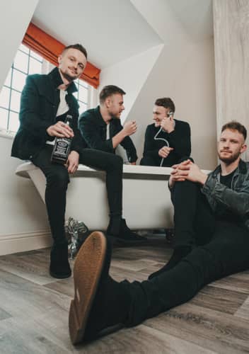 Tom Lumley & The Brave Liaison at Record Junkee