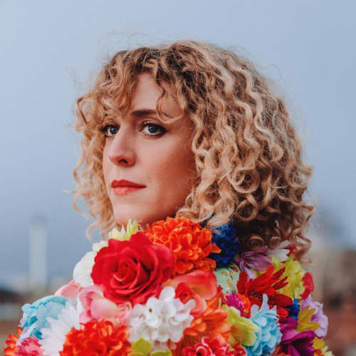 Lauren Housley at Cafe #9