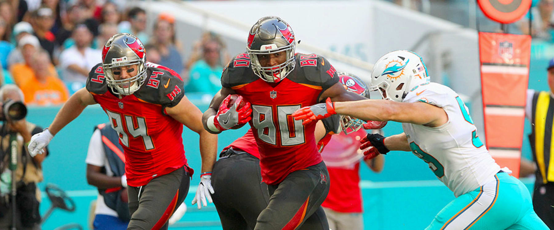 Bucs' O.J. Howard Out for Season 