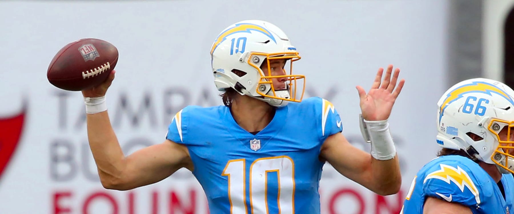 QB Justin Herbert, Los Angeles Chargers agree to 5-year, $262.5 million  extension, NFL News, Rankings and Statistics