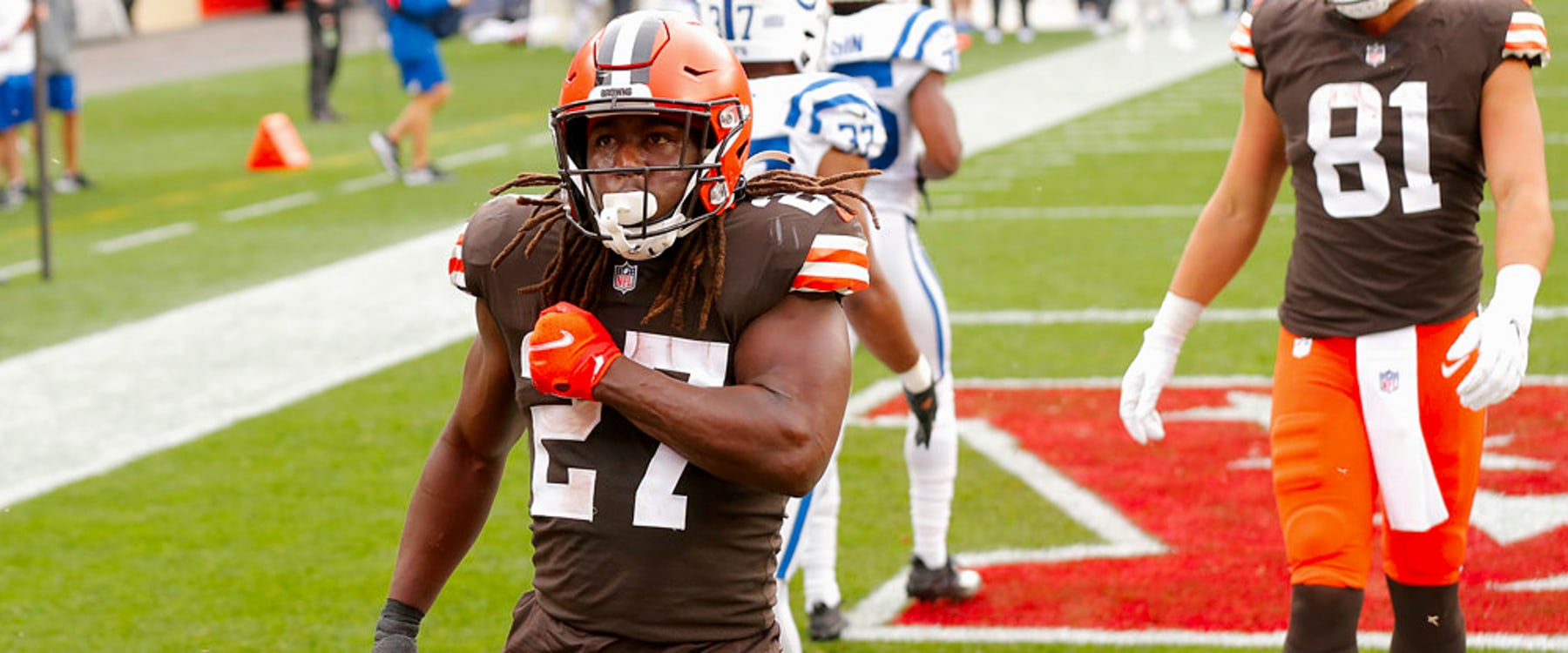 Kareem Hunt of the Cleveland Browns carries the ball during the