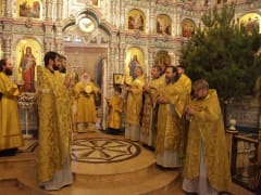 Высокопреосвященнейший Арсений, митрополит Липецкий и Задонский совершил богослужения в кафедральном соборе Рождества Христова г. Липецка