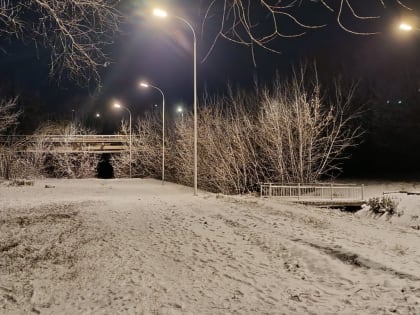 В Спортивном сквере установили освещение