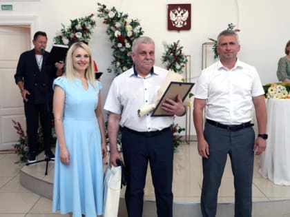 Врач Липецкой областной станции переливания крови награжден медалью «За любовь и верность»