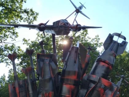 Монумент «Эхо войны» открыли в Хлевенском районе (видео)