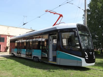Липецк получил уже девять новых трамваев