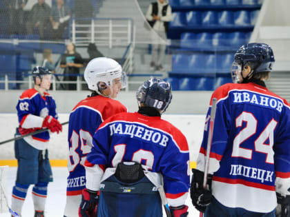 Пять спаррингов и одна победа за неделю (видео)