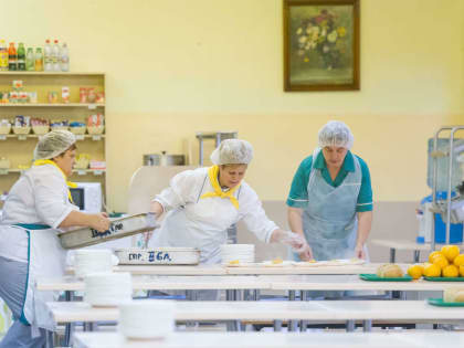 Роспотребнадзор Липецка просит сообщать о качестве питания в школе