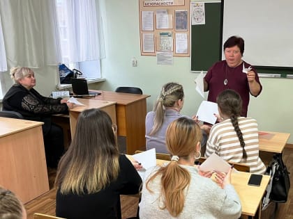 Акция памяти «Мы замолкаем, глядя в небеса»