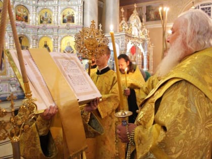 В канун праздника Собора Липецких святых Глава Липецкой митрополии совершил Всенощное бдение в Христо-Рождественском кафедральном соборе г. Липецка