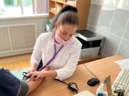 В Становлянской районной больнице благодаря программе «Земский фельдшер» работает новый специалист