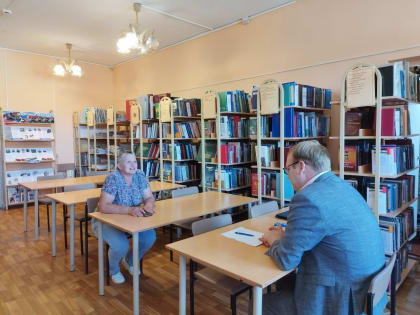 Анатолий Емельянов провёл приём граждан в селе Тербуны