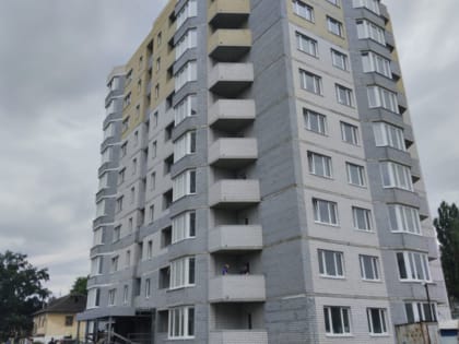 В Липецке завершили строительство дома для переселенцев