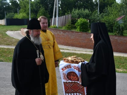Епископ Максим посетил Сезеновский монастырь