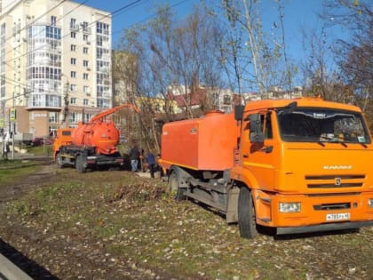 В Липецке расчистили ливневую канализацию на перекрёстке Фрунзе - 50 лет НЛМК