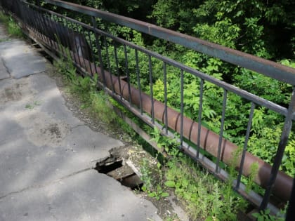 Новый пешеходный мост по улице 40 лет Октября построят этой осенью