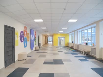 Липецкие власти взялись за поиски подрядчика, который возьмется отремонтировать школу за 138 млн рублей