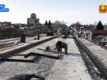 В Ельце ремонт Аргамаченского моста близится к экватору