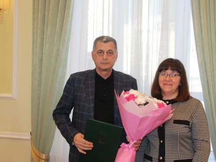 За многолетнюю добросовестную работу