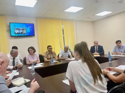 Состоялось совместное заседание по обеспечению медицинских организаций системы здравоохранения Липецкой области квалифицированными кадрами