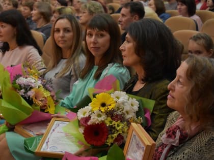 Липчанок наградят в рамках акции "Материнская слава"