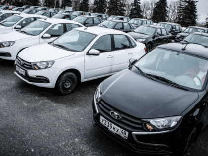 В Липецкой области у врачей появятся новые автомобили