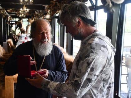 Владыка поздравил директора природного парка “Олений” с юбилеем