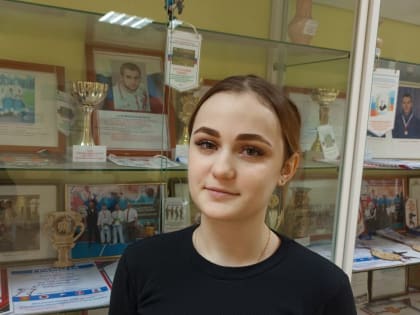 7 апреля 2023 в ГАПОУ “ЕМК им.К.С.Константиновой прошёл “День Здоровья” под девизом “Активность – путь к долголетию”. В ходе него прошла массовая общая зарядка.
