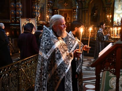 В Вознесенском соборе совершен чин пассии