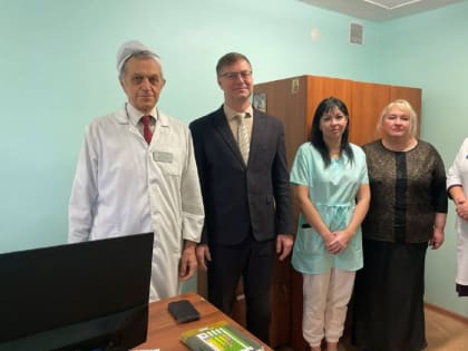 В рамках партпроекта «Здоровое будущее» единороссы проверили поликлинику № 4 Липецка