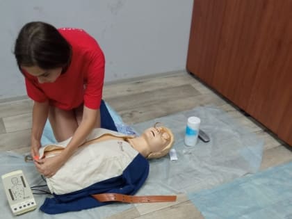 Профессиональное направление “Лечебная деятельность” – в профильной смене “Палитра профессий”: наставники из ГАПОУ ЕМК им.К.С.Константиновой