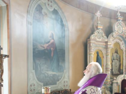 В Лазареву субботу митрополит Липецкий и Задонский Арсений совершил Литургию в Христо-Рождественском соборе г. Липецка