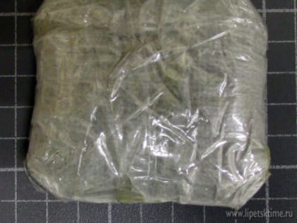 В Липецке сотрудники ППС задержали мужчину с большим свертком марихуаны