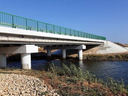 В Чаплыгинском районе готовят к сдаче новый мост
