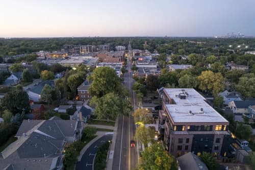 50th & France