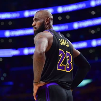LeBron James will leave the Lakers and hit the free agent market